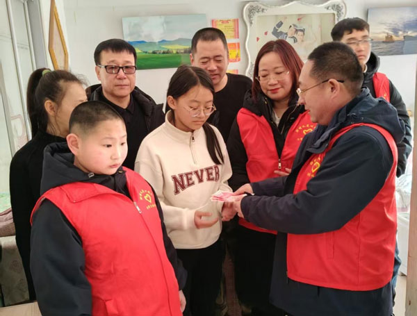 2026年新年前夕 郭明义爱心团队沟帮子福全爱心团队走访慰问困难群体