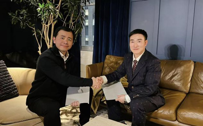 美国东方影视传媒CEO-、SMG东方卫视美国运营总监任美星（左）